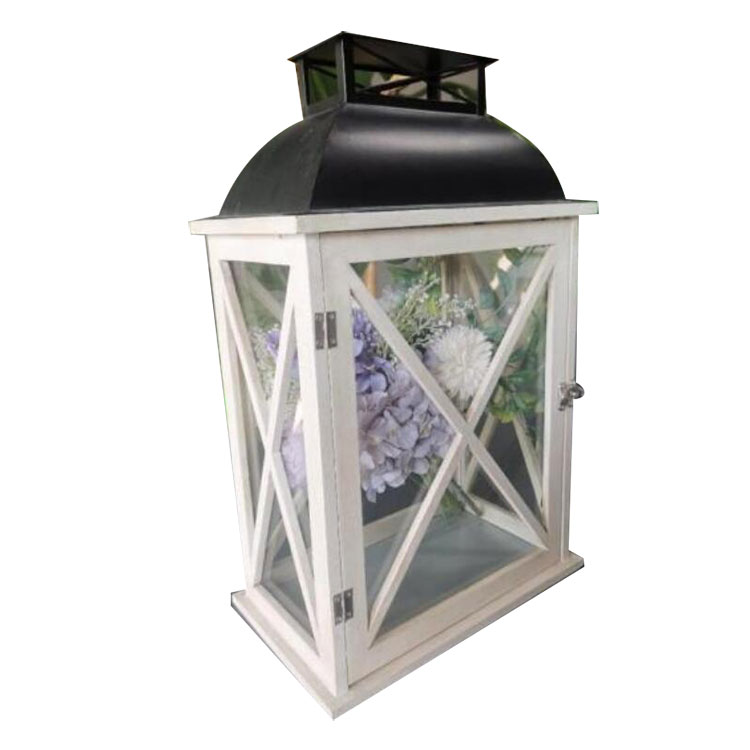 Points to consider when it comes to decorative wooden lanterns