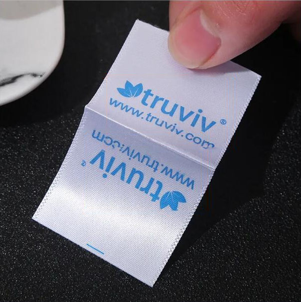 Mastering Apparel Washing Instructions: Tips for Keeping Your Clothes Fresh and Vibrant