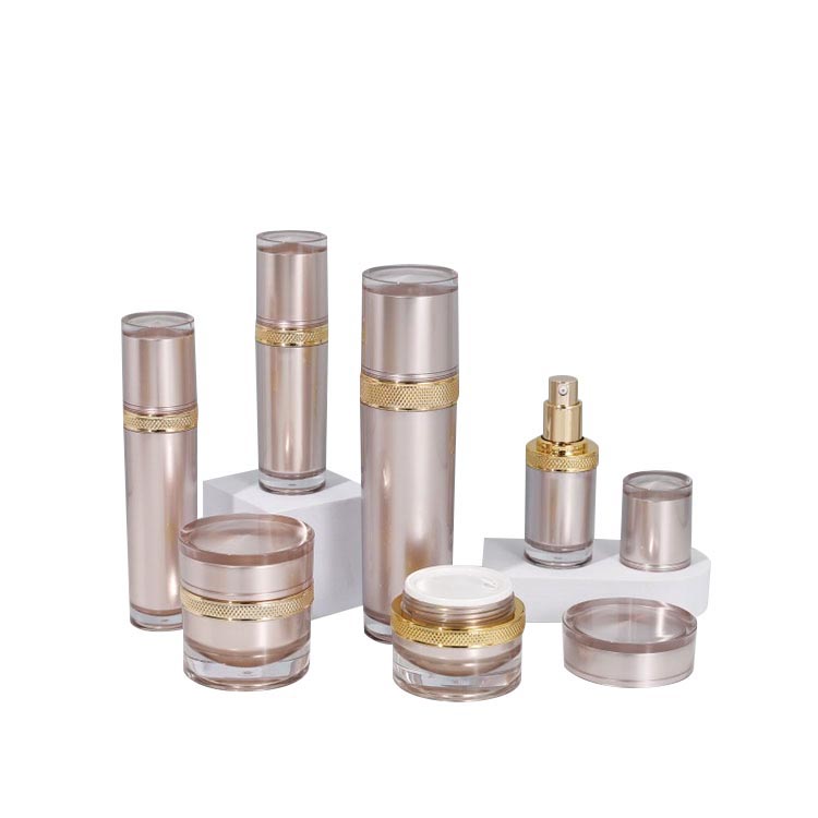 Why Are Acrylic Crystal Bottles a Popular Choice for Modern Packaging?